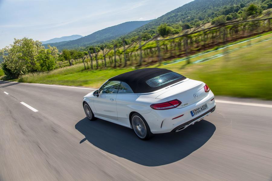  Mercedes-Benz C300 Cabriolet AMG Line 2016 года  (фото 25 из 32)
